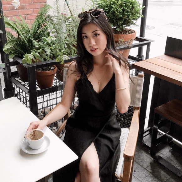 Meet your Posher, Amanda - Picture 1 of 1